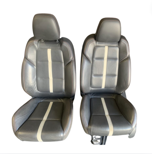 VF Seats (Set)